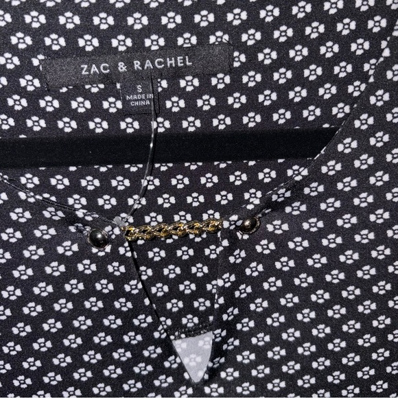 Zac & Rachel Asymmetrical Black and White Tunic with Gold Hardware NWOT - Picture 2 of 5